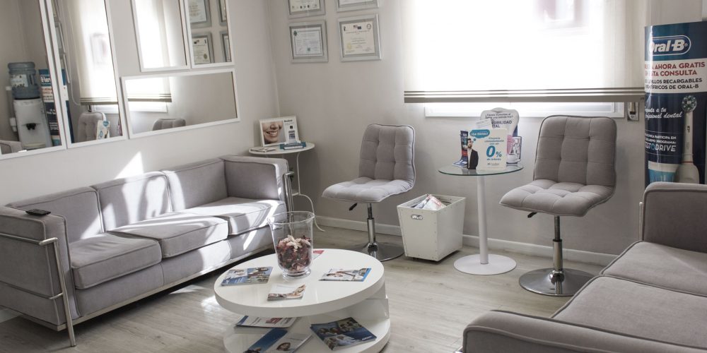 Lorena Capilla Clinica Dental en Fuengirola